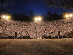 Οιδίπους - Προστίθεται εκτάκτως νέα και τελευταία παράσταση στον Λυκαβηττό στις 15 Σεπτεμβρίου για τον συγκλονιστικό Οιδίποδα του Γιάννη Χουβαρδά, καθώς εξαντλήθηκαν όλα τα εισιτήρια για όλες τις παραστάσεις στην Αθήνα