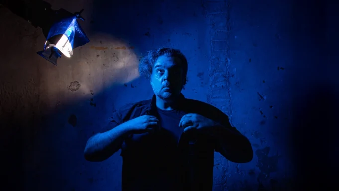 Συνέντευξη με τον ηθοποιό Αργύρη Ξάφη με αφορμή την παράσταση "Το πιο όμορφο σώμα που έχει βρεθεί ποτέ σε αυτό το μέρος"