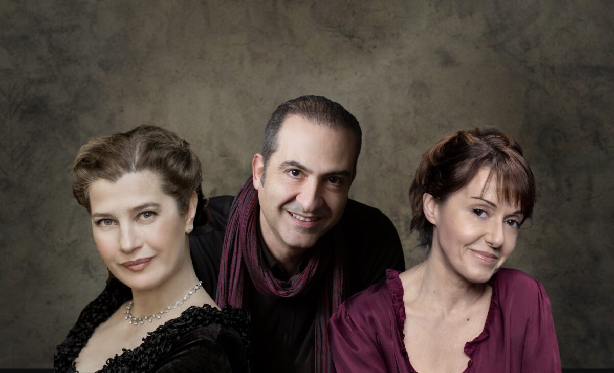 «…’κει που ριζώνουνε τα λόγια» Το δημοτικό τραγούδι… αλλιώς